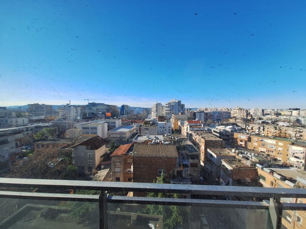 Apartament 2+1+Post parkimi për Qira në Rrugën Mine Peza, në Golden Tower Residence !!