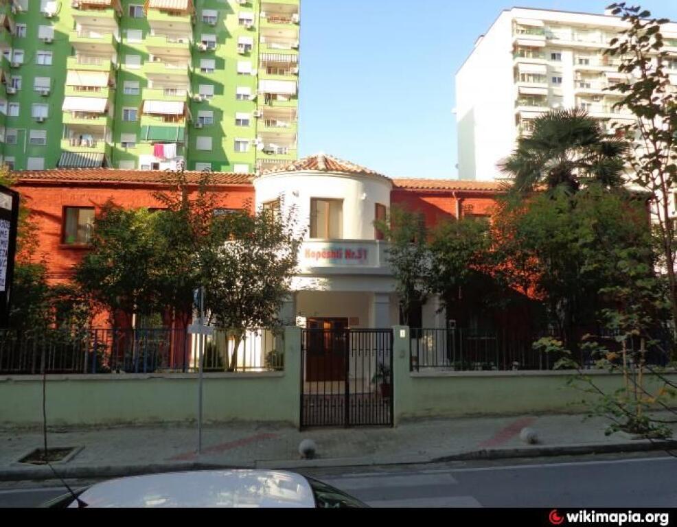 ZYRE ME QERA 140 M2 BLLOK 1.400 EURO