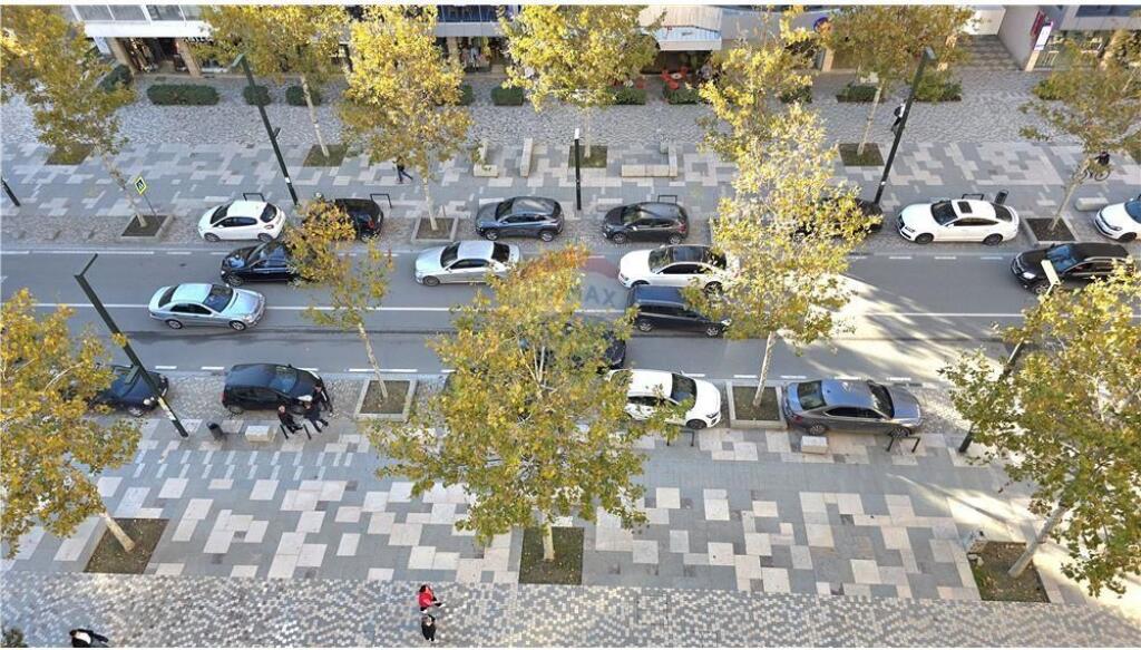 Apartament 2+1 me qera ne Bulevard,Vlore