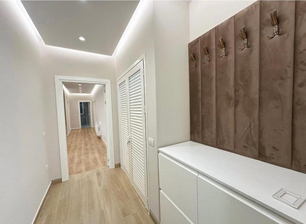 Appartamento 3+1 in affitto presso Montesori Schl vicino al Lago Secco.