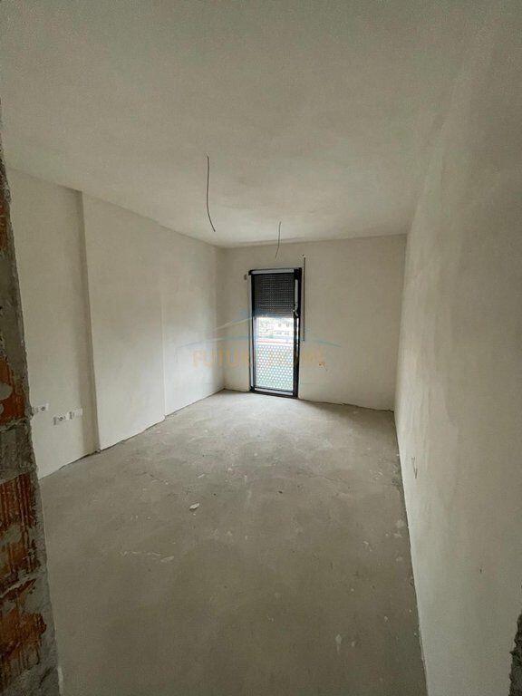 Shitet Apartament 2+1+2, Paralel Living, Don Bosko