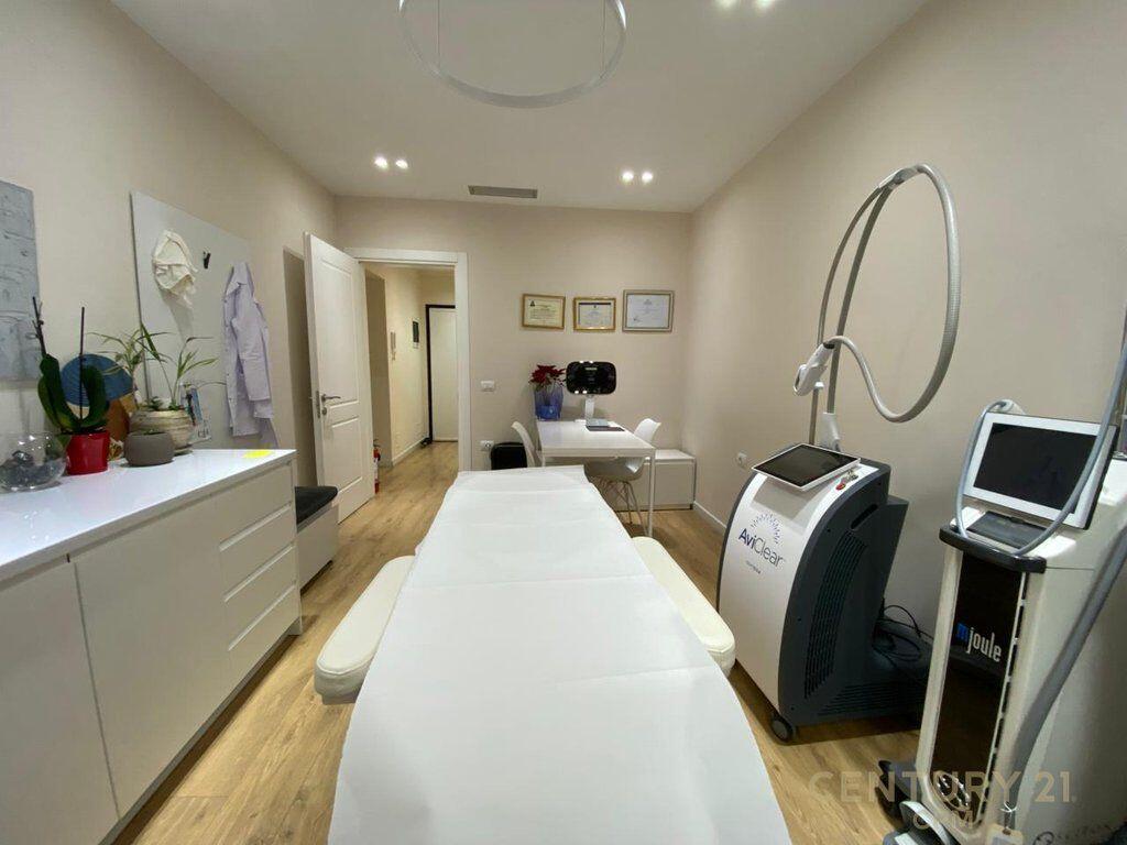 NE KOMUNEN E PARISIT JAPIM ME QIRA AMBIENT PER KLINIKE