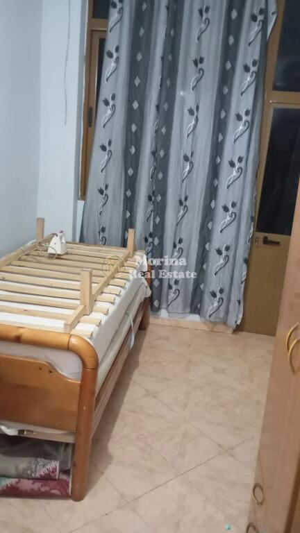 Affitto | Appartamento 1 + 1 | Kinostudio | 353 €/mese