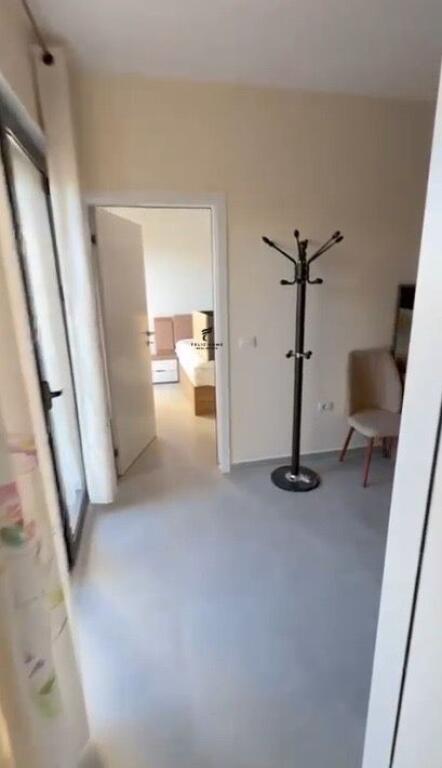 APARTAMENT ME QERA 2+1 RRUGA E DURRESIT 80.000 LEKE