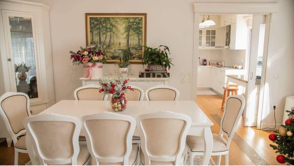 SHITET APARTAMENT SUPER PREMIUM – LIQENI ARTIFICIAL, NGJITUR ME KOPSHTIN ZOOLOGJIK 620,000 € Sip. Totale  200m2