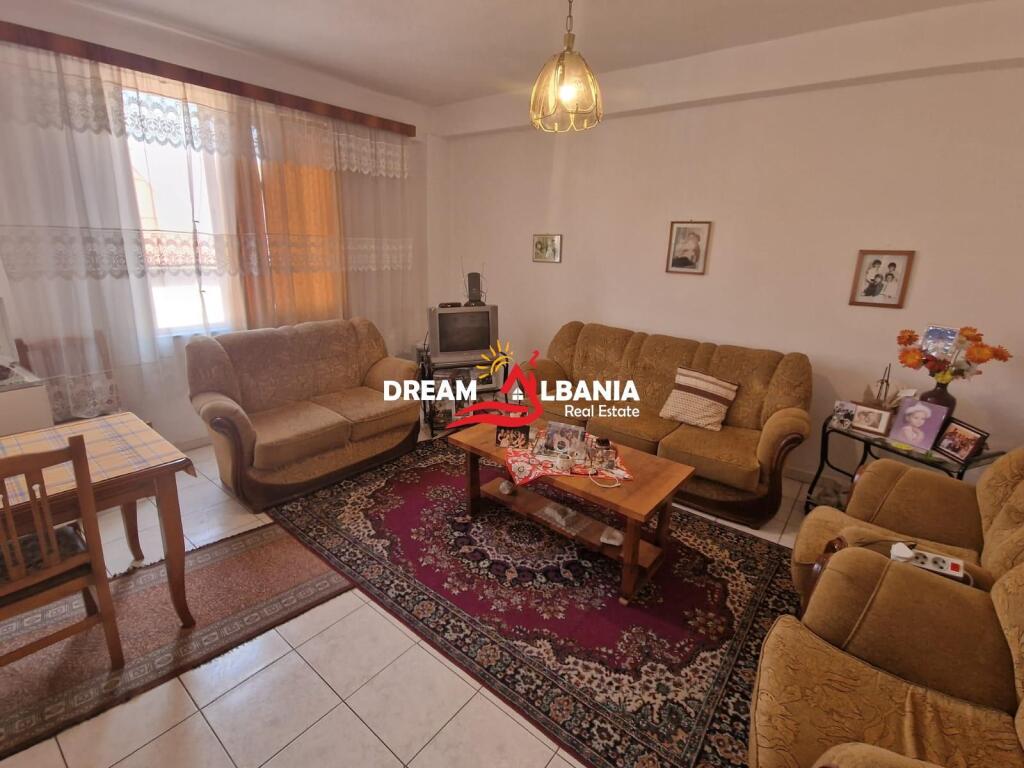 Apartament 2+1 ne shitje tek Komuna Parisit (ID 4129554)