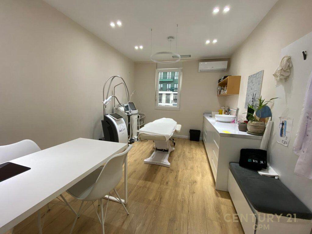 NE KOMUNEN E PARISIT JAPIM ME QIRA AMBIENT PER KLINIKE