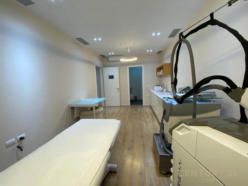 NE KOMUNEN E PARISIT JAPIM ME QIRA AMBIENT PER KLINIKE