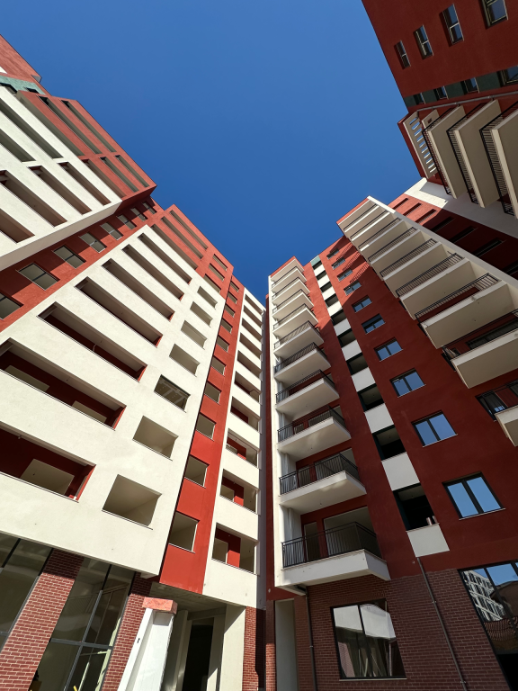 🏡 Shitet apartament 2+1+2 te Kompleksi Mirabella, Oxhaku