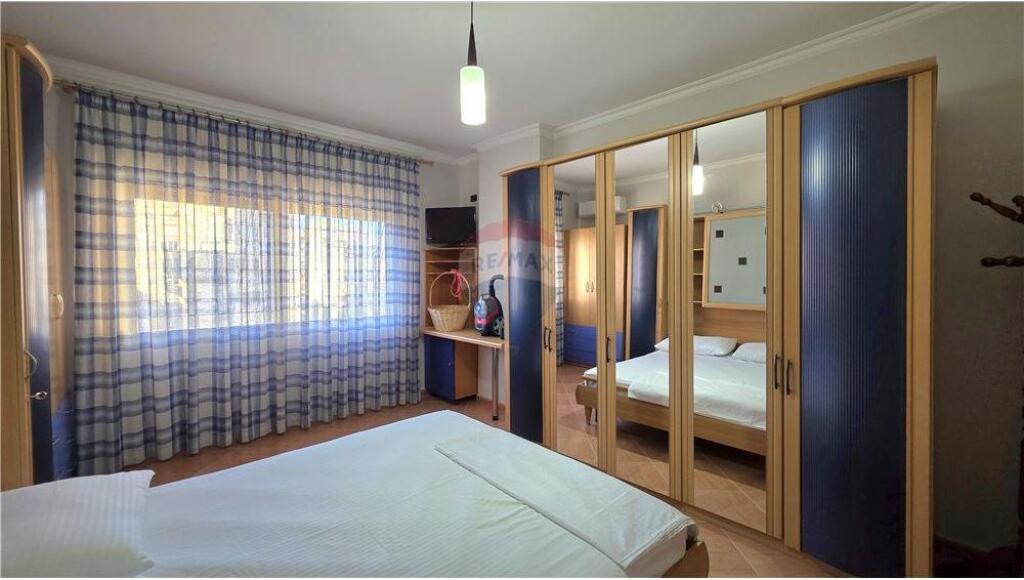 Apartament 2+1 me qera ne Bulevard,Vlore