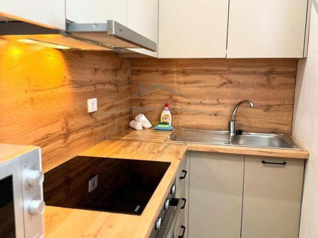 Shiten, 2 Apartamente 1+1, Vasil Shanto, Tiranë.