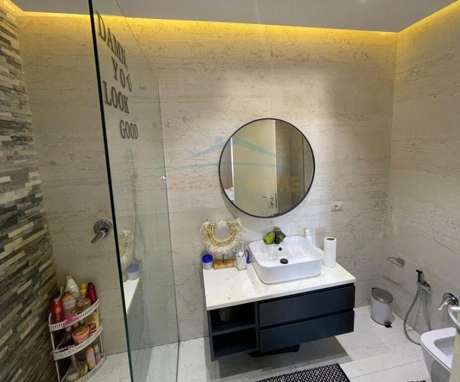 Shitet, Apartament 2+1+2, Kopshti Botanik, Tiranë