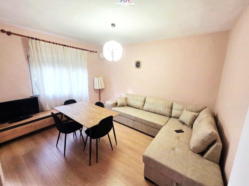 Appartamento In Affitto 1+1 A Myslym Shyr (ID B211408) Tirana