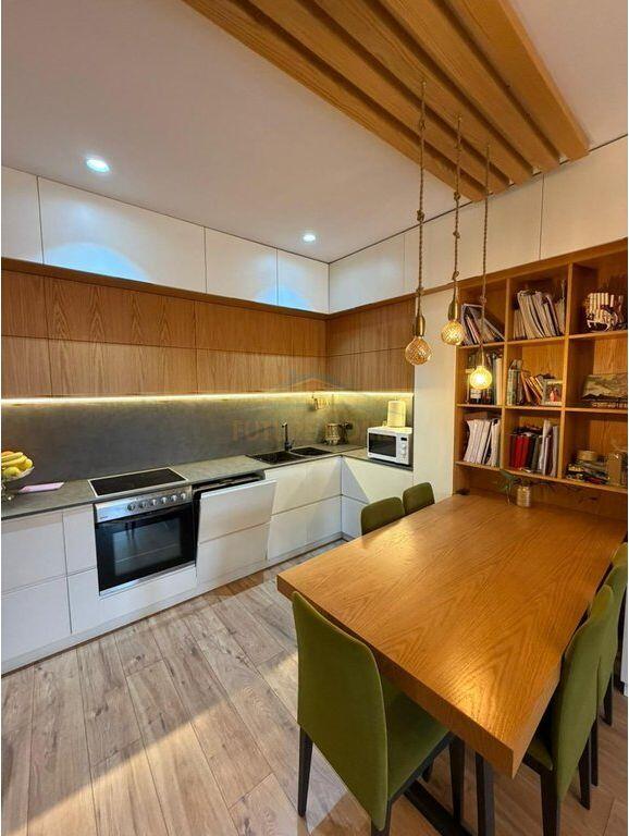 Shitet apartament 2+1 Gramoz Pashko Prane Fakultetit Ekonomik