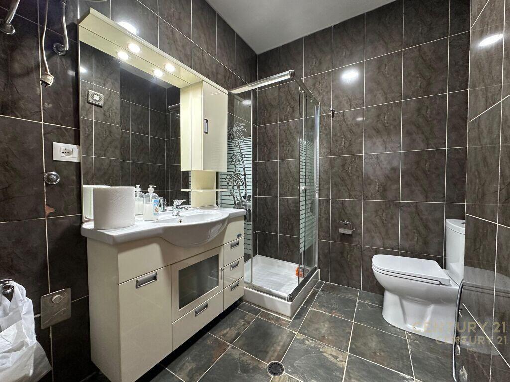 Ambient per Zyra Bllok