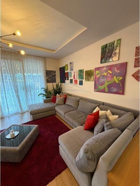 Shitet apartament 2+1 Gramoz Pashko Prane Fakultetit Ekonomik