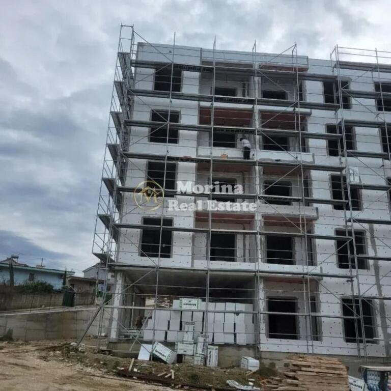 Shitje | Apartament 1 + 1 | Paskuqan | 1100 m2 €