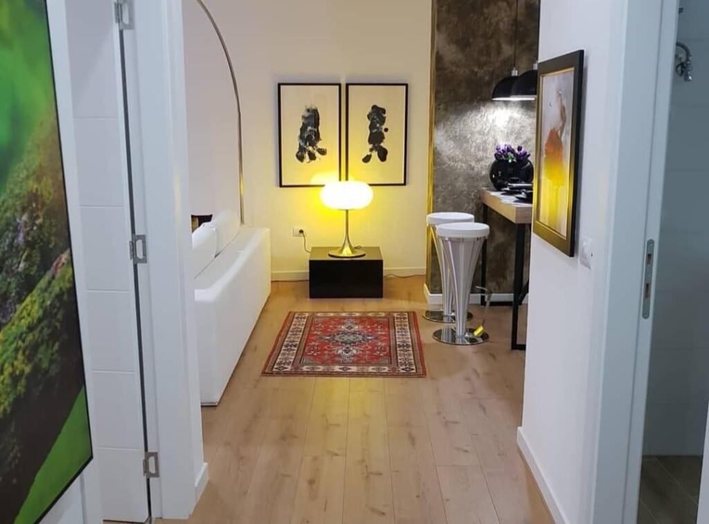 Jepet 2+ 1 me qera te 21 Dhjetori