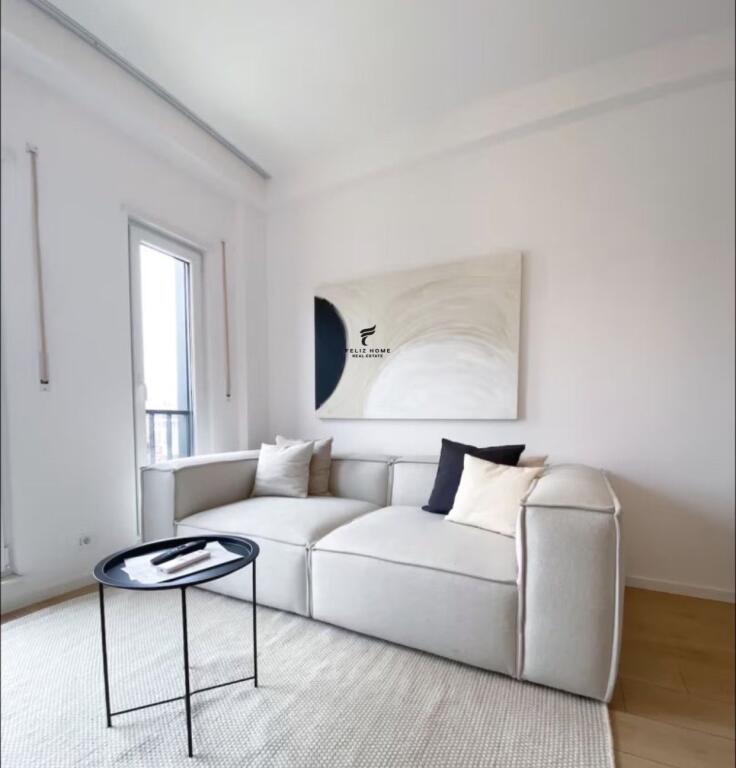 APARTAMENT ME QERA 1+1 STACIONI TRENIT 90.000 LEKE