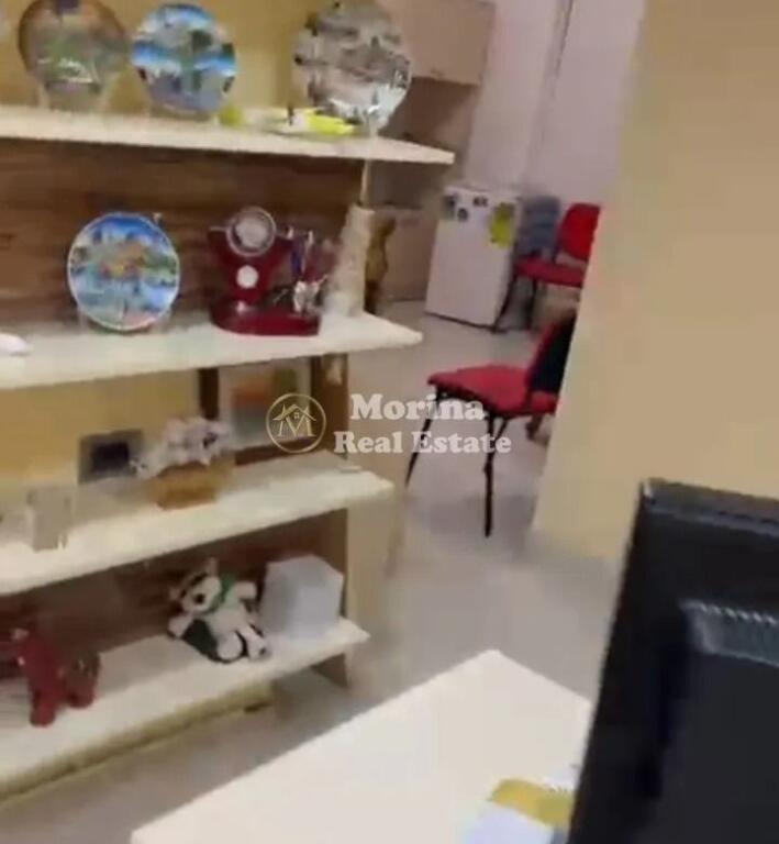 Rent | Business Premises | Durrës Street | 700 €/month