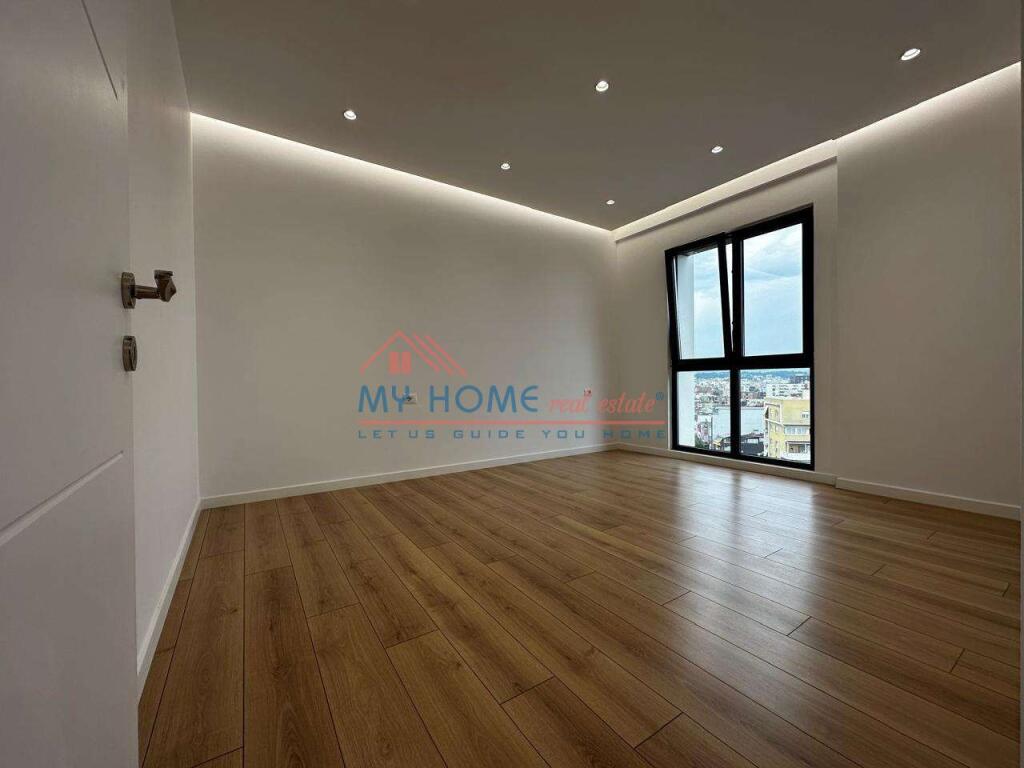 Office+Parking space for Rent Pharmacy 10 at Arlis Tirane