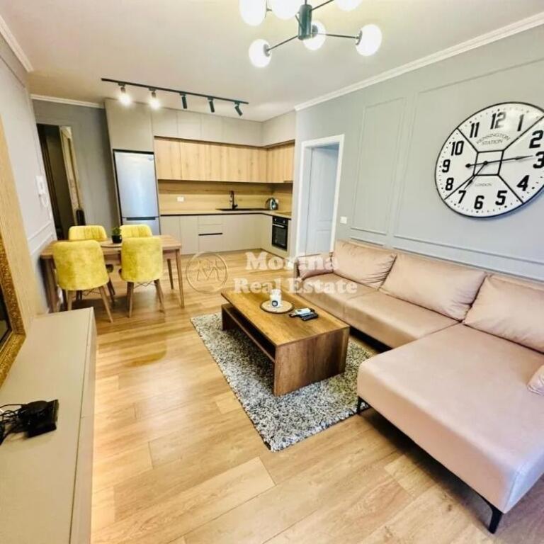 Affitto | Appartamento 2 + 1 | Villa L, Astir | 600 €/mese