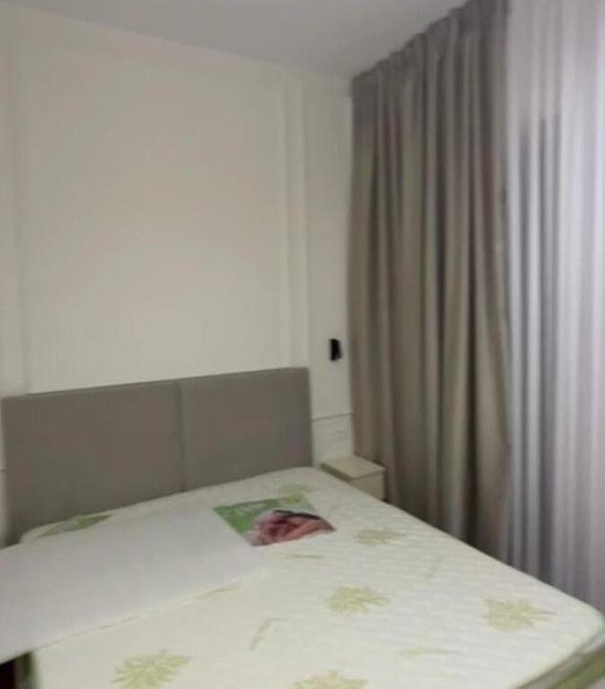 Shitet, Apartament 1+1, Ali Dem