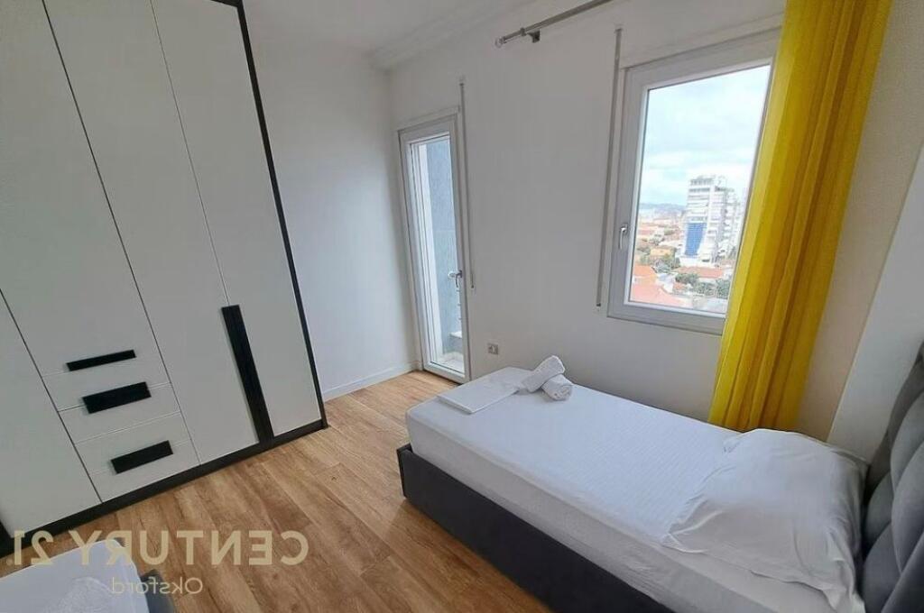 For rent 2+1+2+Parking space near New Bazaar