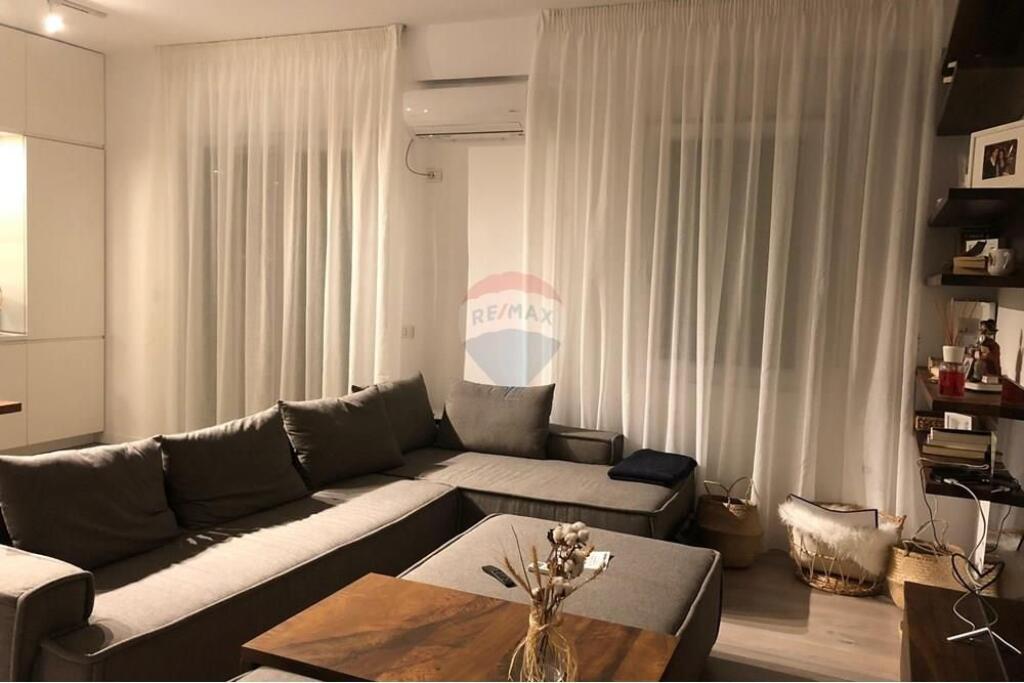 QIRA APARTAMENT 1+1 TEK PAVAROTI !