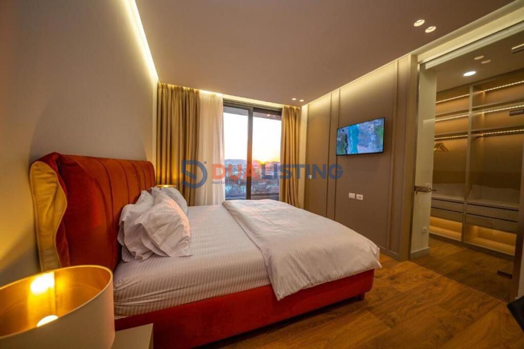 JEPET ME QIRA VILE INDIVIDUALE NE SAUK !