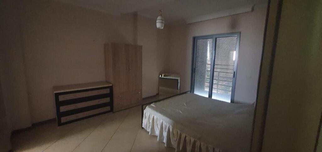 Apartament 2+1 per shitje, Rruga Jordan Misja