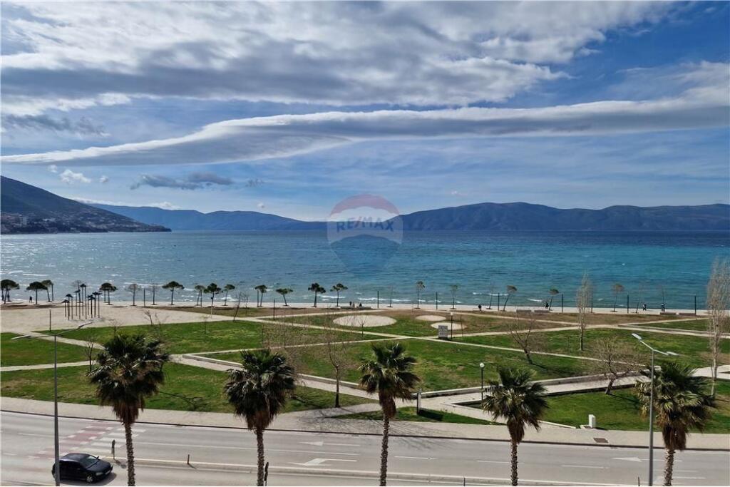 Apartement 2+1 me qira ne Lungo Mare,vije e pare