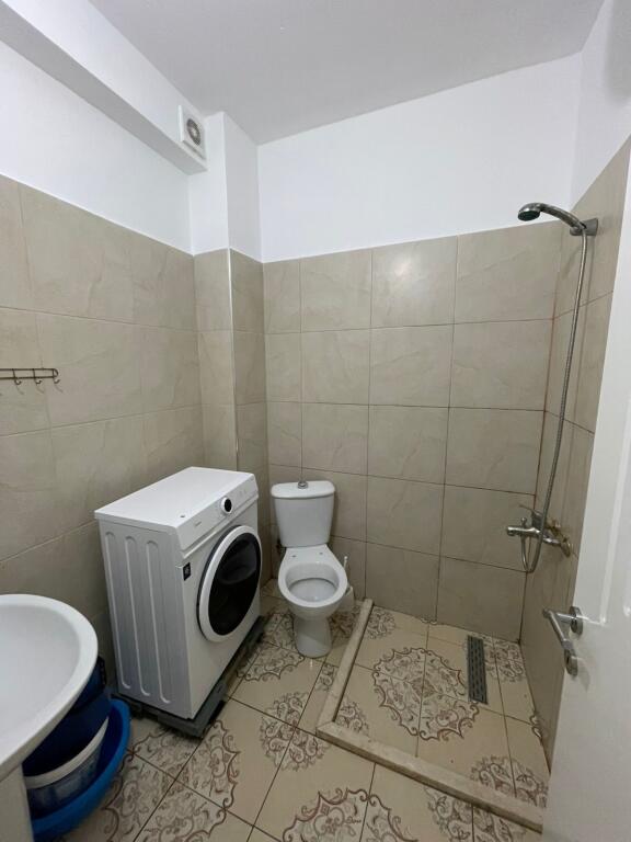 GARSIONERE 25000 LEKE.PALLATET CABEJ.