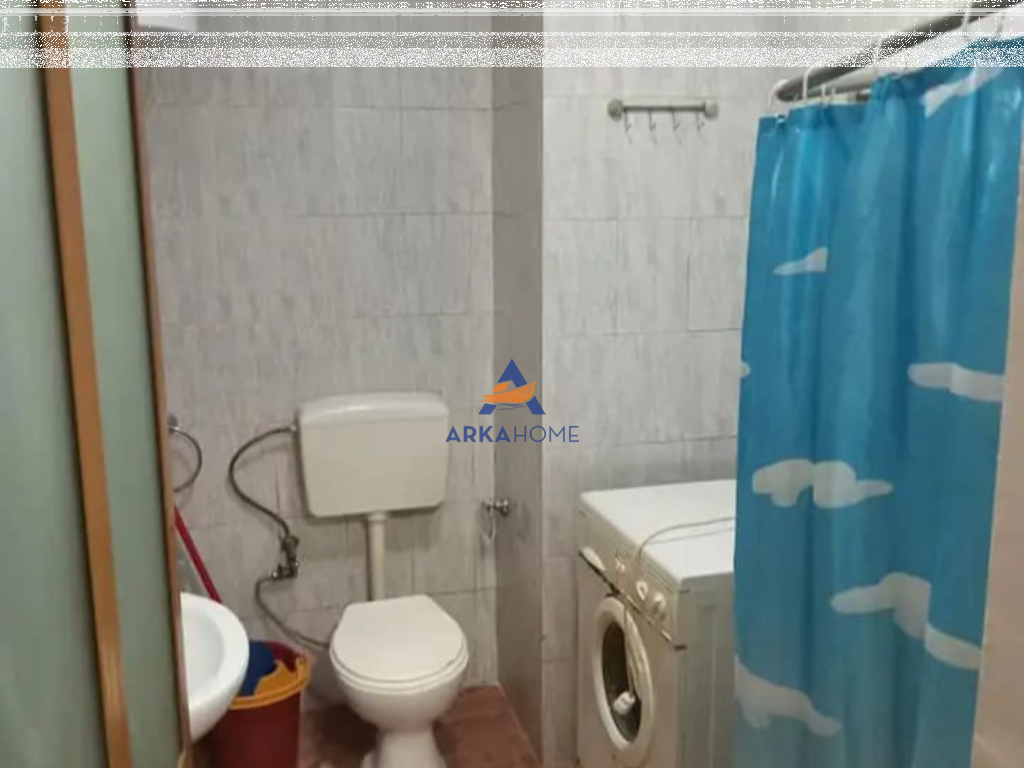 JEPET APARTAMENT ME QERA 2+1+ BALLKON " DON BOSKO , SHKOLLA QAZIM TURDIU " 40.000 LEKE