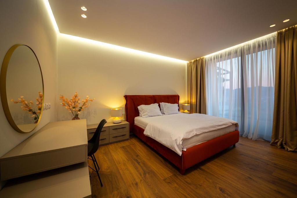 JEPET ME QIRA VILE INDIVIDUALE NE SAUK !