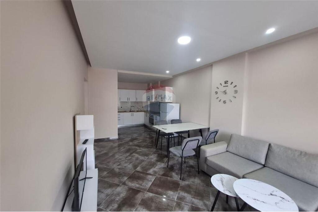 1+1 Apartment for Rent – Vlorë