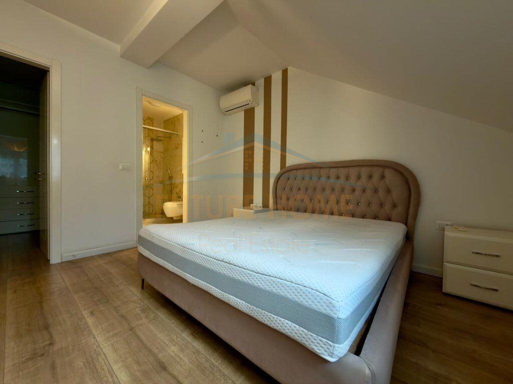 Qera, Apartament 3+1+2+2 Poste Parkimi 1,400 €