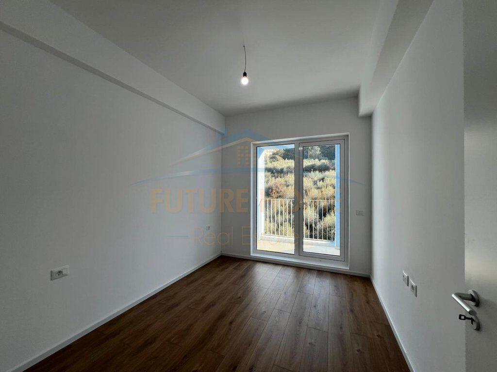 Shitet, Apartament 1+1, OXA, Fresku, Tirane.