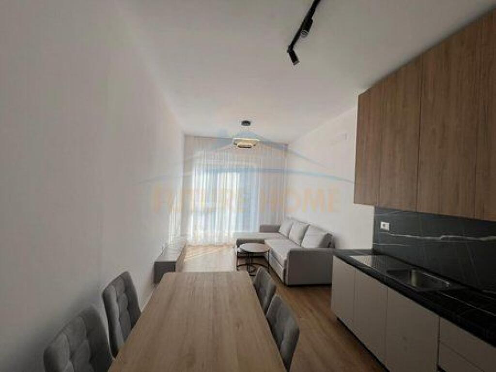 Shitet, Apartament 1+1, OXA, Fresku, Tirane.