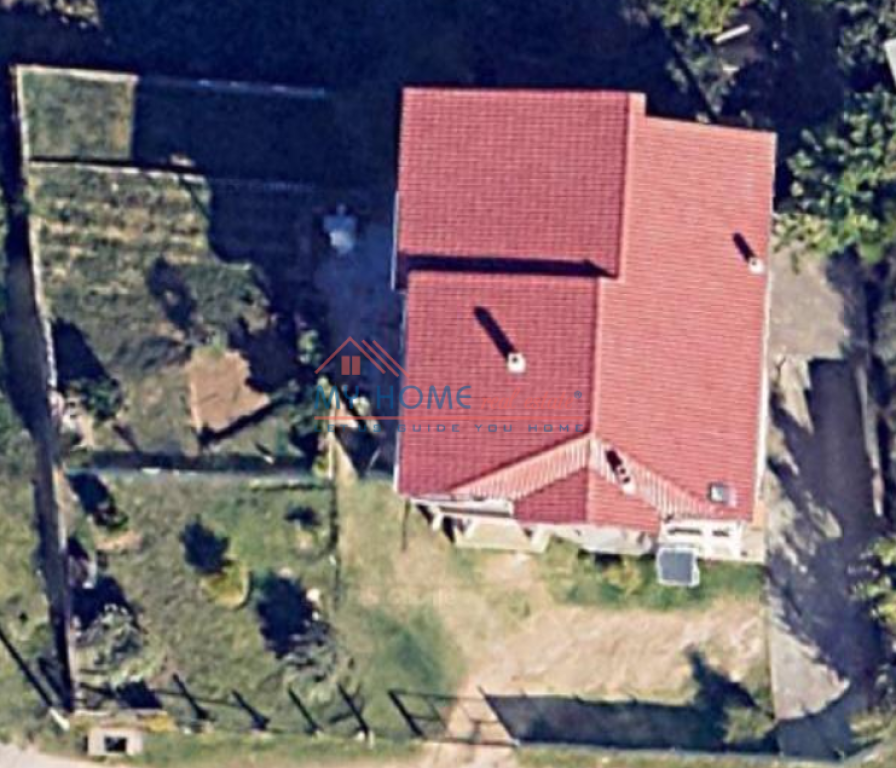 Private Building for Sale at Sanatorium Tirana