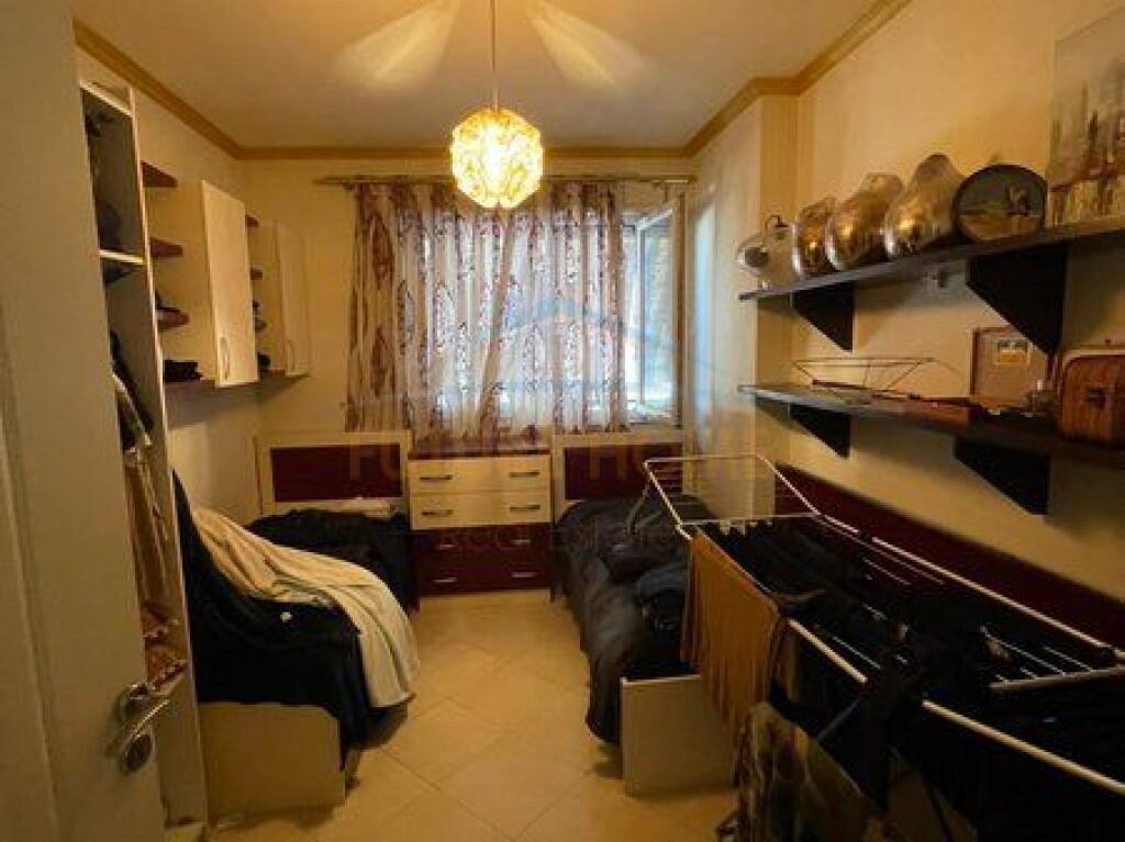 In vendita, Appartamento 2+1 Villa L, Anello Nuovo, Tirana