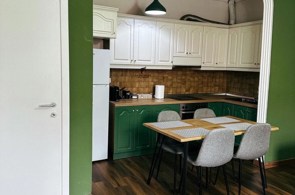 APARTAMENT ME QERA 2+1 SHESHI WILLSON 80.000 LEKE