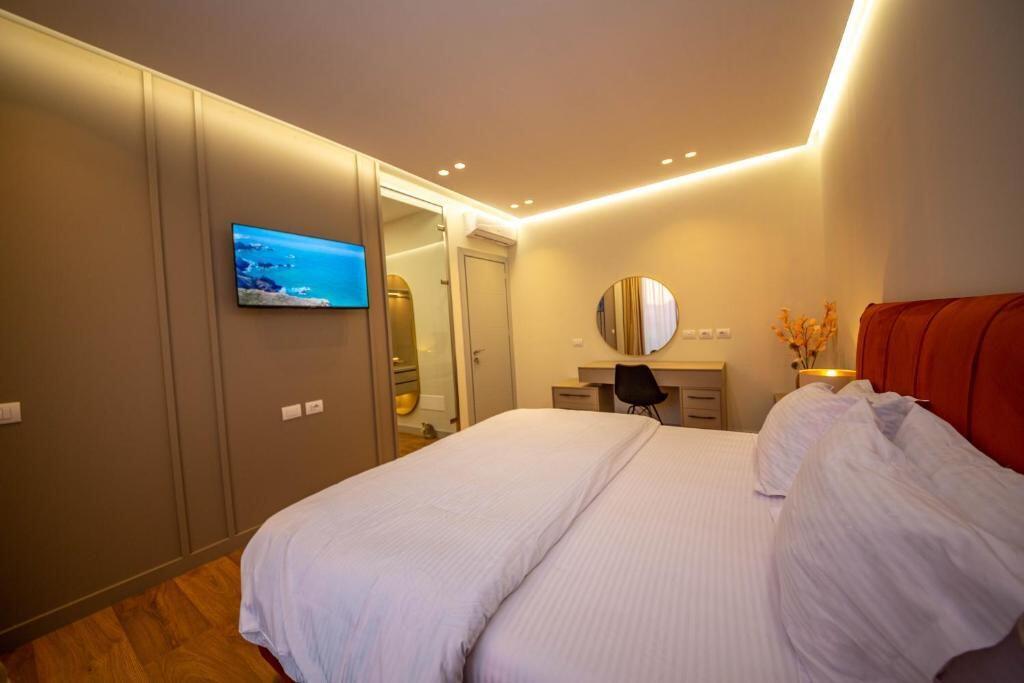 JEPET ME QIRA VILE INDIVIDUALE NE SAUK !