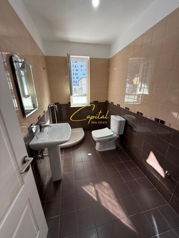 SHITET APARTAMENT 1+1 21 DHJETORI 130.000 EURO