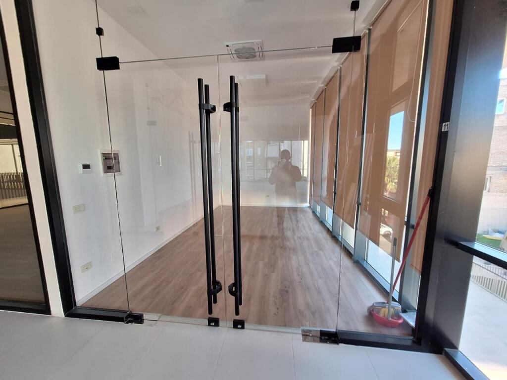 COMMERCIAL SPACE FOR RENT IN GOLDEN TOWER – MINE PEZA