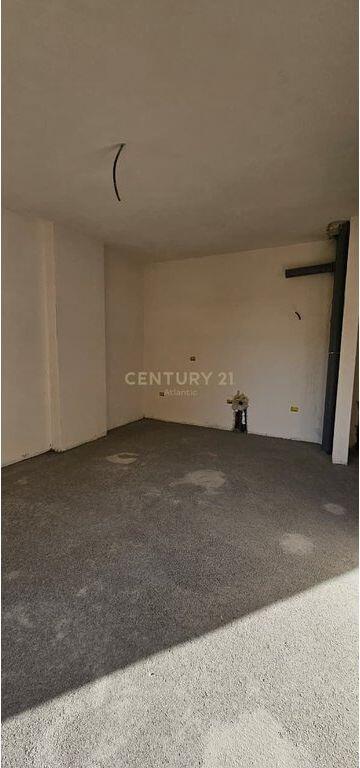 Apartament 1+1 Në Shitje në Golem, Durrës , ndodhet vetem 250m larg detit - 73,500€