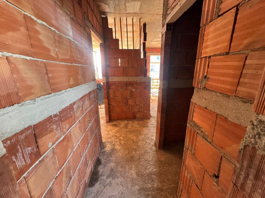 🏡 OKAZION SHITJE – ISH FUSHA E AVIACIONIT💶 Çmimi total: 165,200 € (1,400 € / m²)