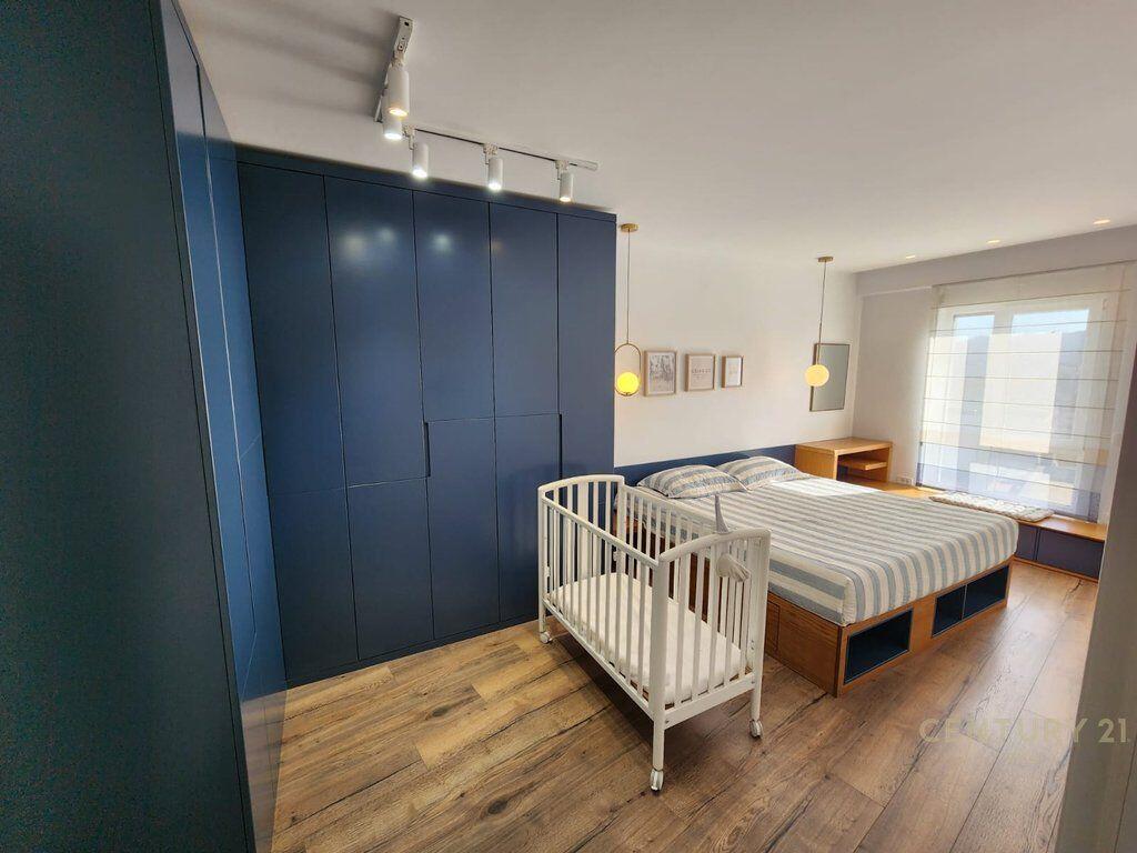 Apartment 2+1+2 for sale at Magnet Complex, 21-Dhjetori