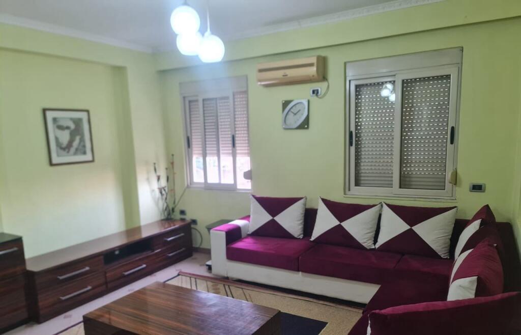 Affittasi 2+1 via Durresit 680 mila lek