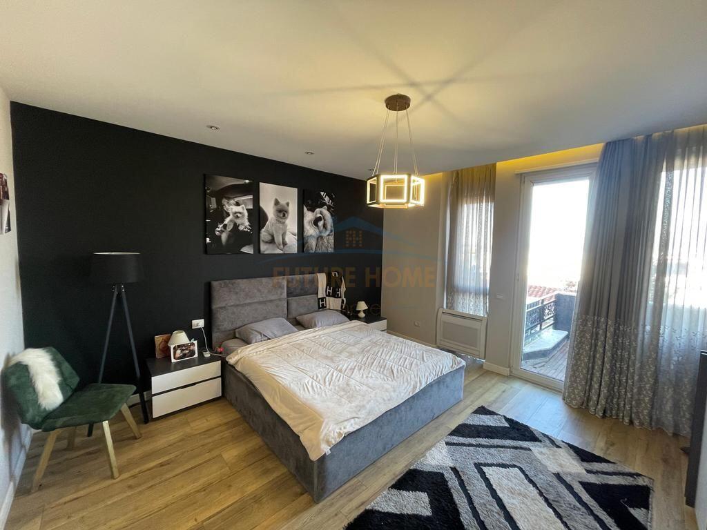 Shitet apartament 2+1+2 Kopshti Botanik